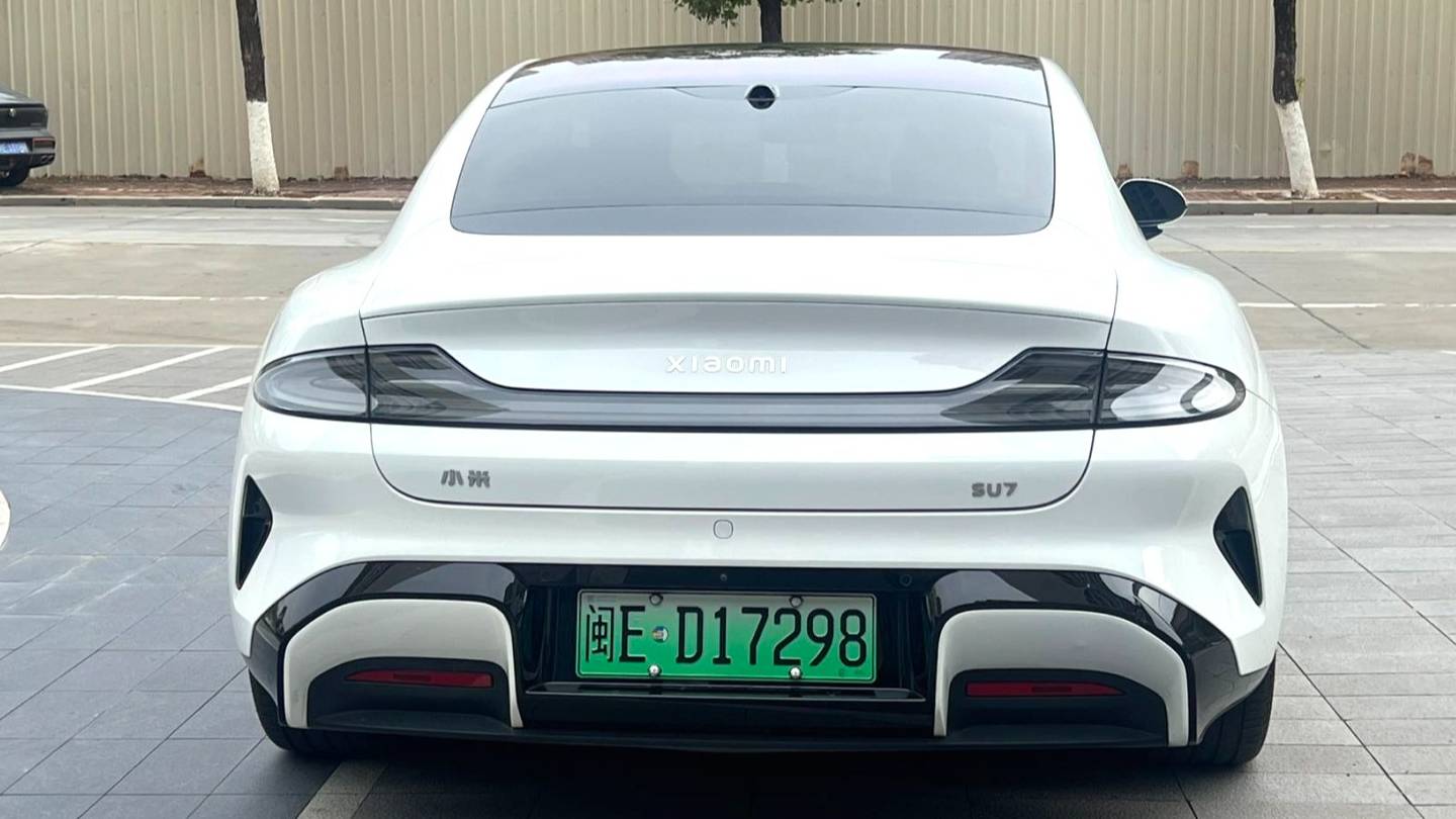 Xiaomi 2024 SU7 Rear wheel drive long-range intelligent driving version