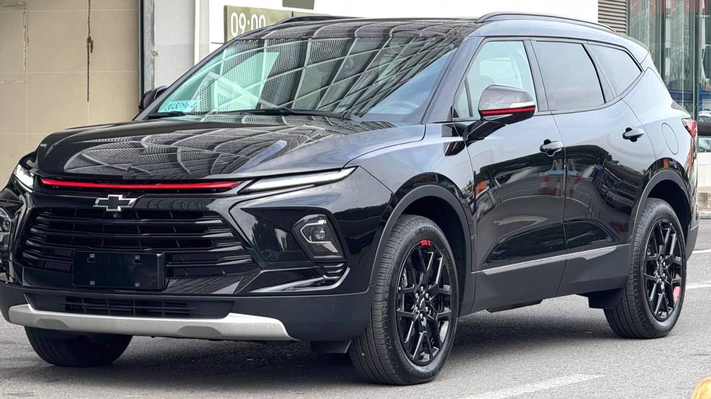 CHEVROLET 2023 BLAZER Light Hybrid 650T Redline 7-seater Thunder Edition