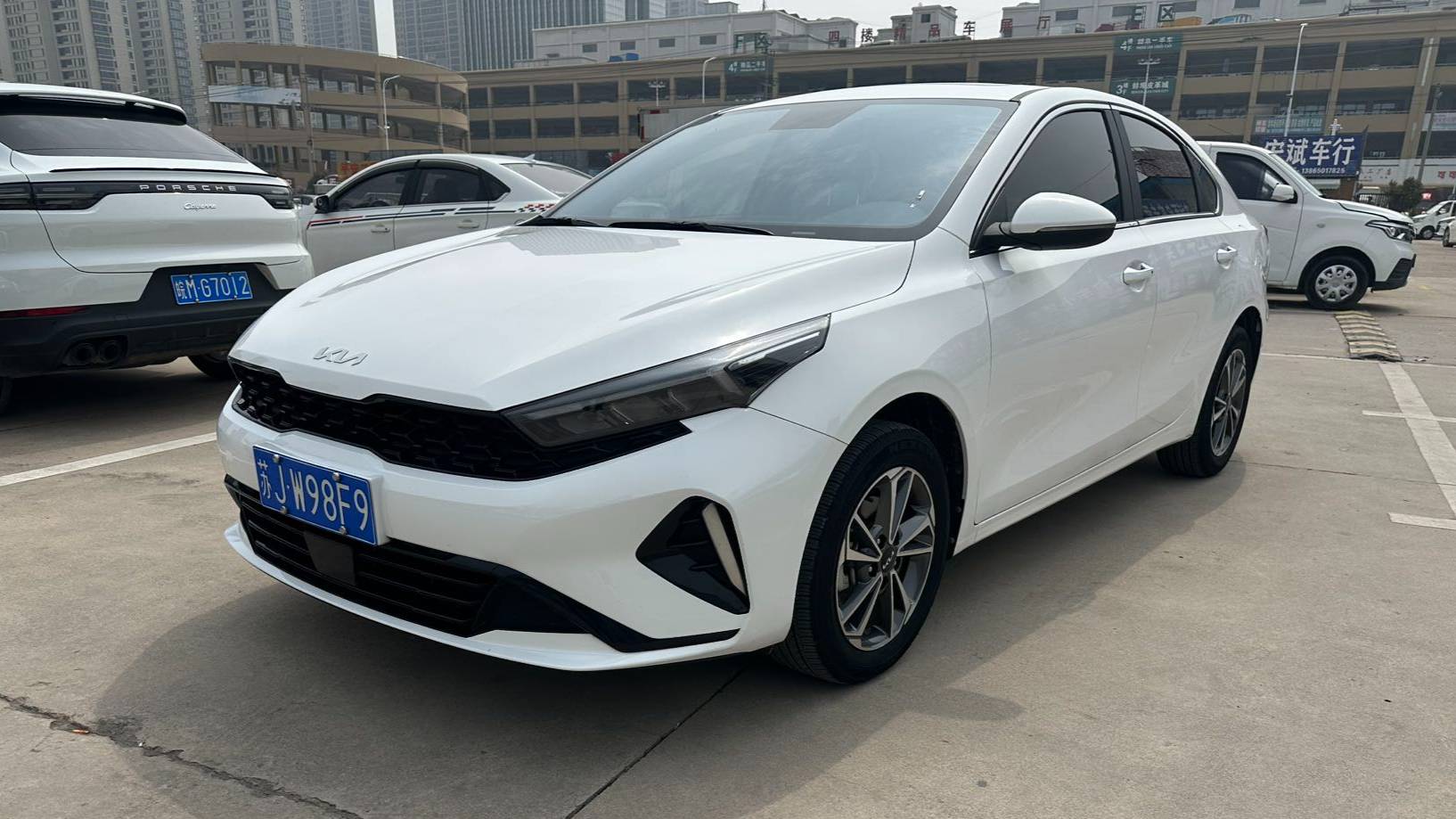 KIA 2023 K3 1.5L CVT Luxury Edition