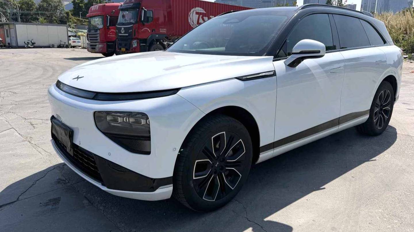 XPENG 2025 G9 625 Long Range Max