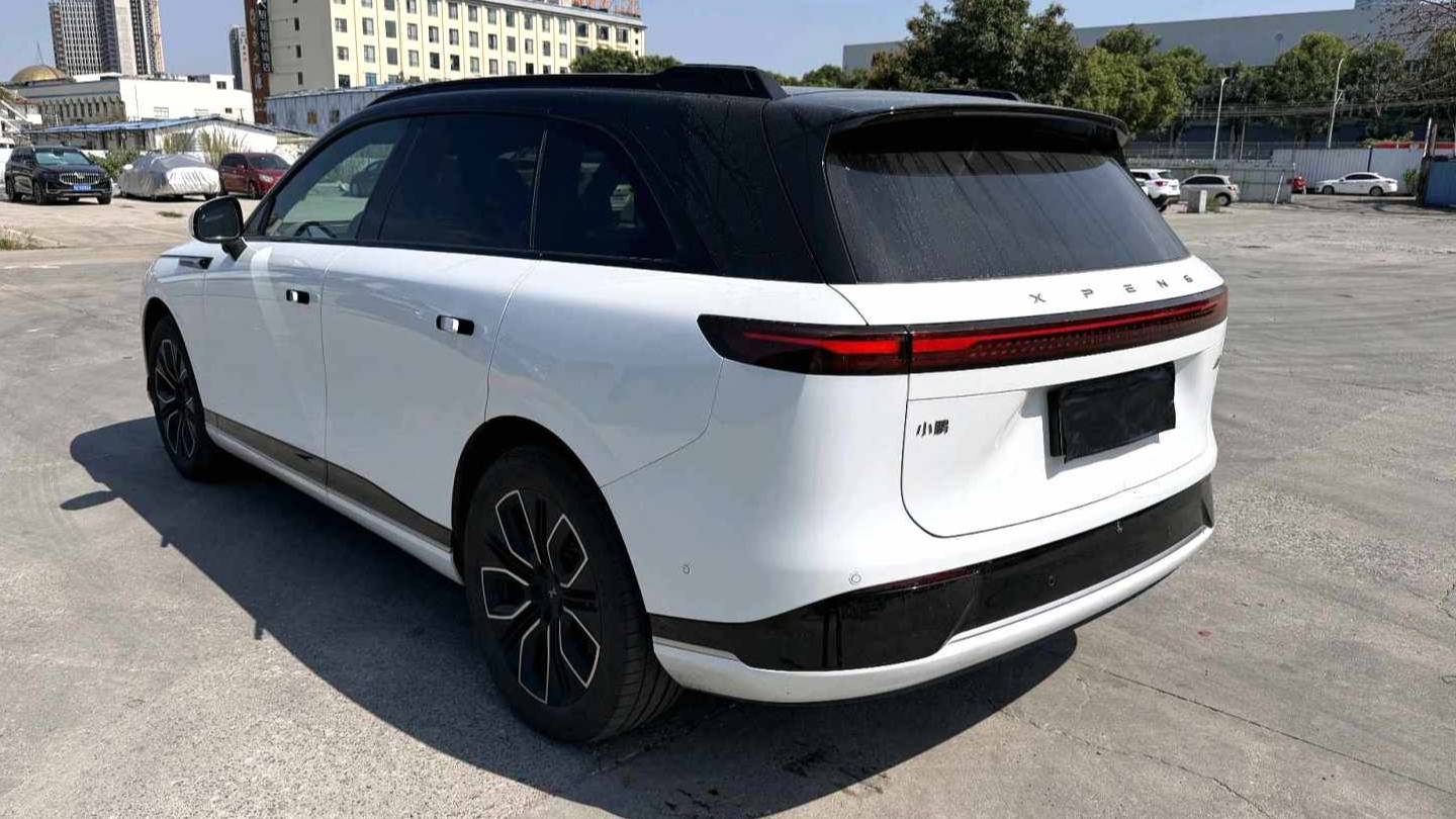 XPENG 2025 G9 625 Long Range Max