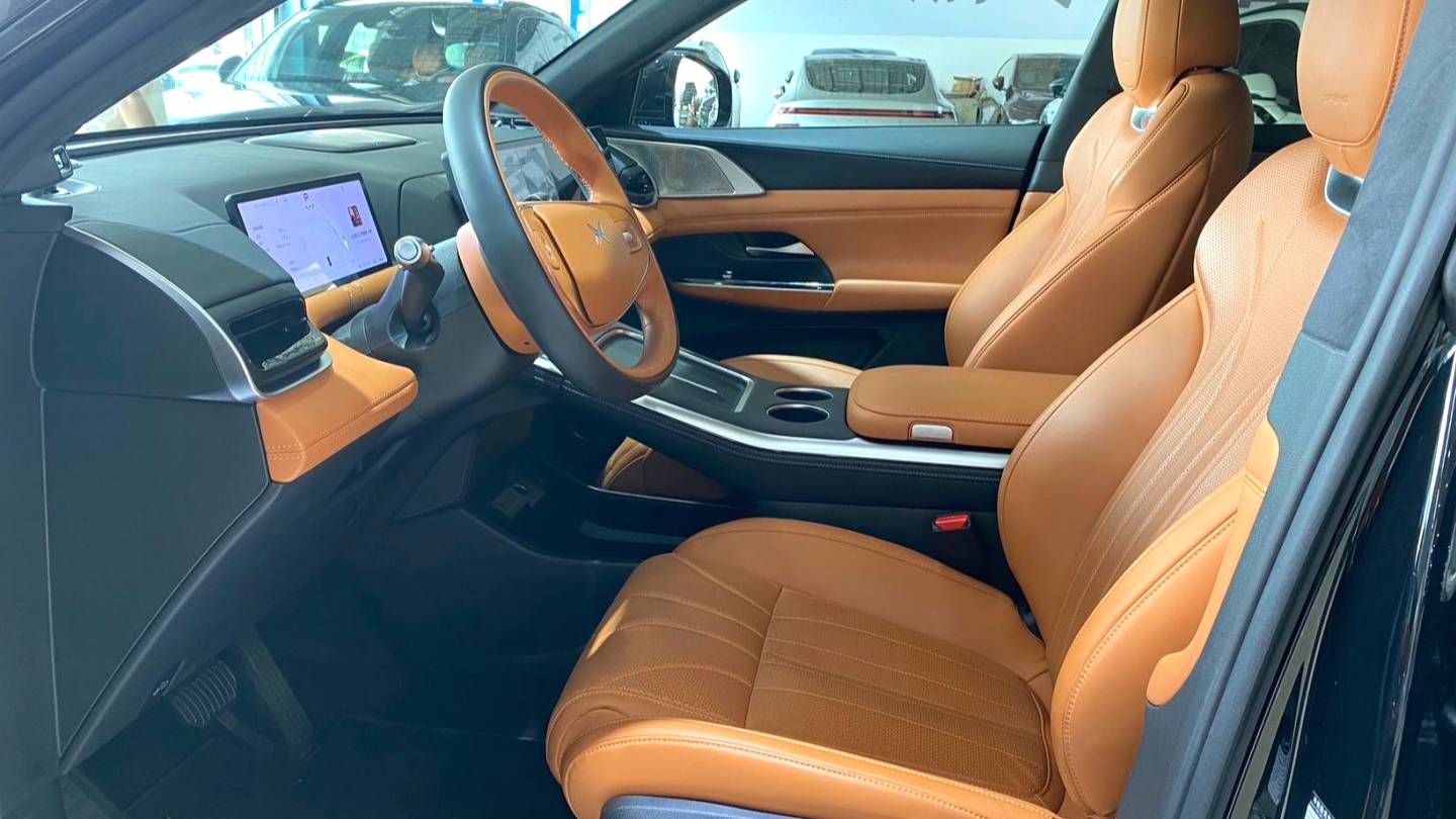 XPENG 2025 G9 625 Long Range Max