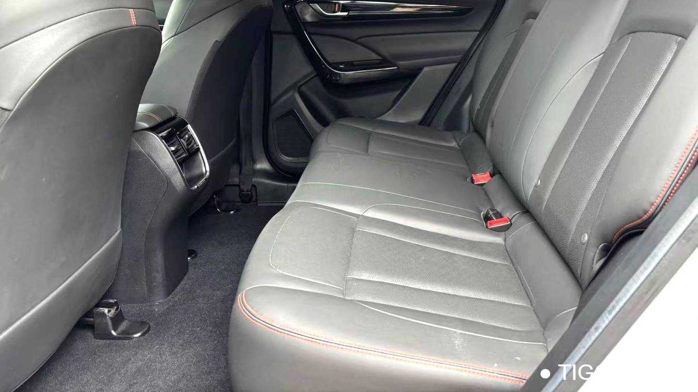 AEOLUS 2022 AX7 Mach version 1.5T DCT DF51