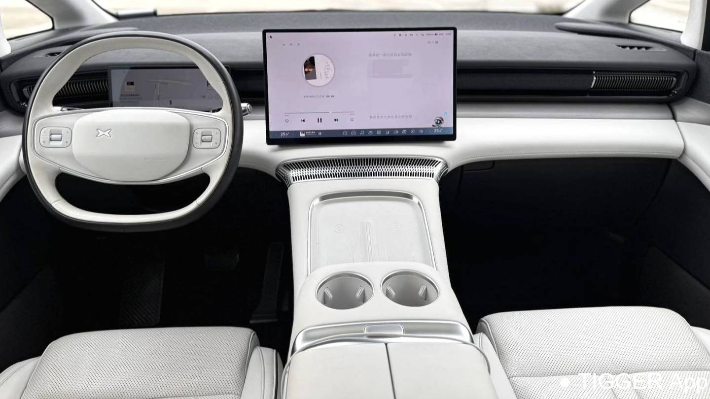 XPENG 2024 X9 610 Long Range Pro