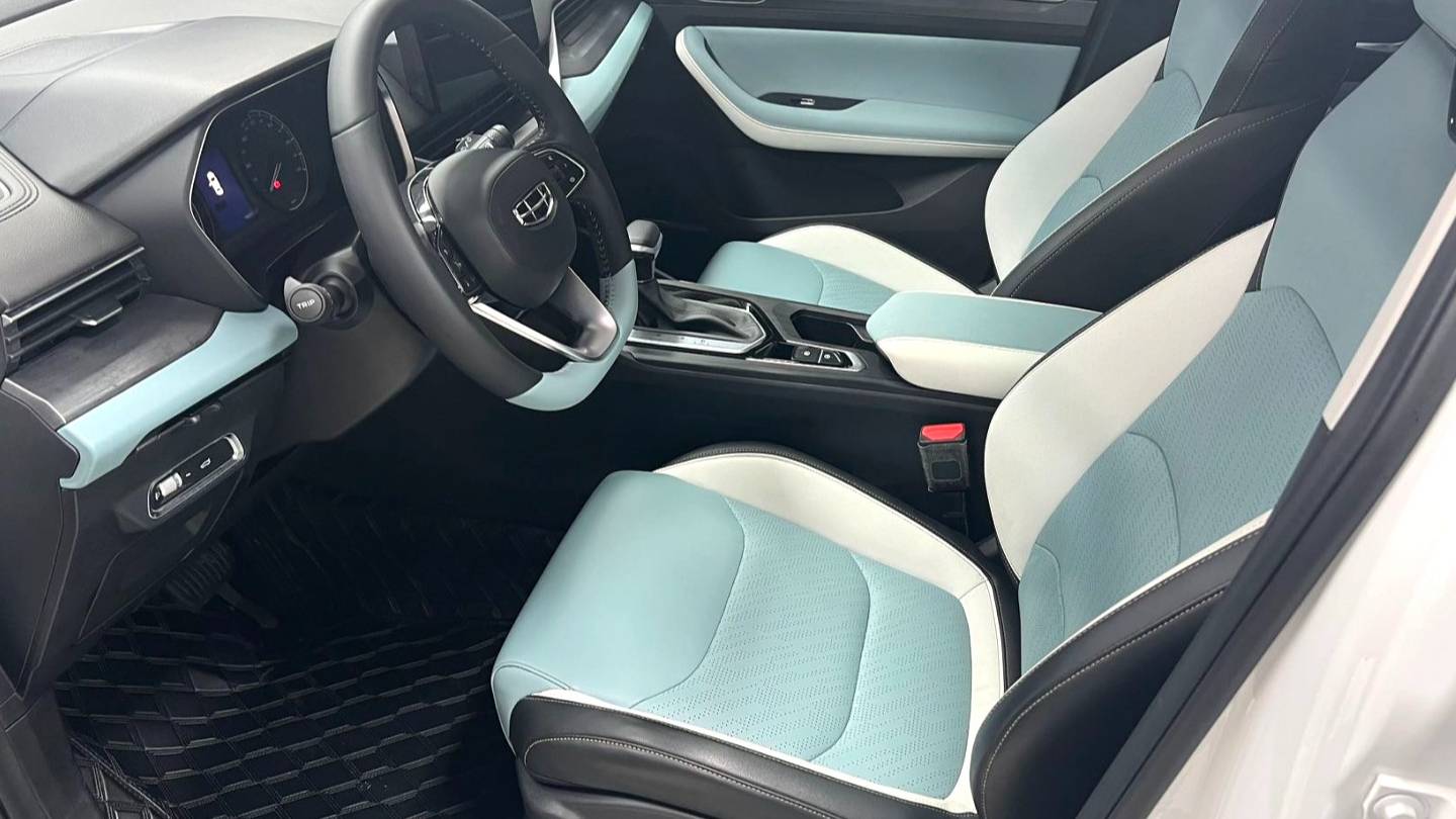 Geely 2022  EMGRAND S  1.4T CVT Crossover Player Edition