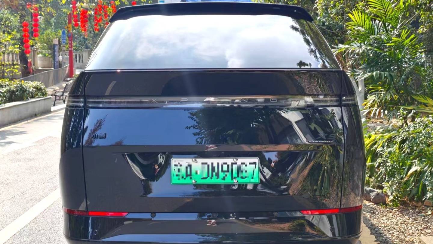 XPENG 2024 X9 640 four-wheel drive high-performance Max