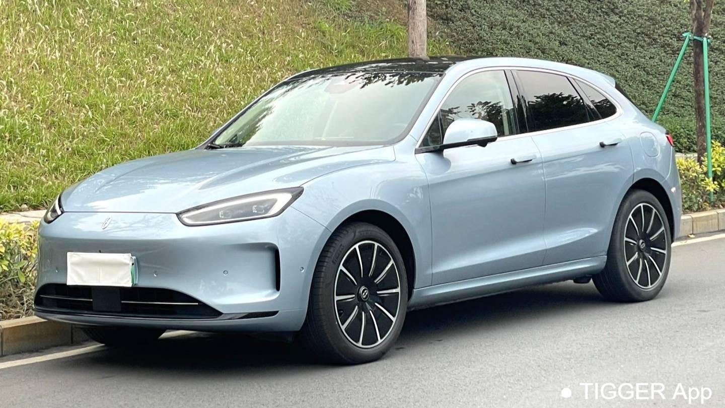 AITO 2022 M5 Pure electric four-wheel drive performance version