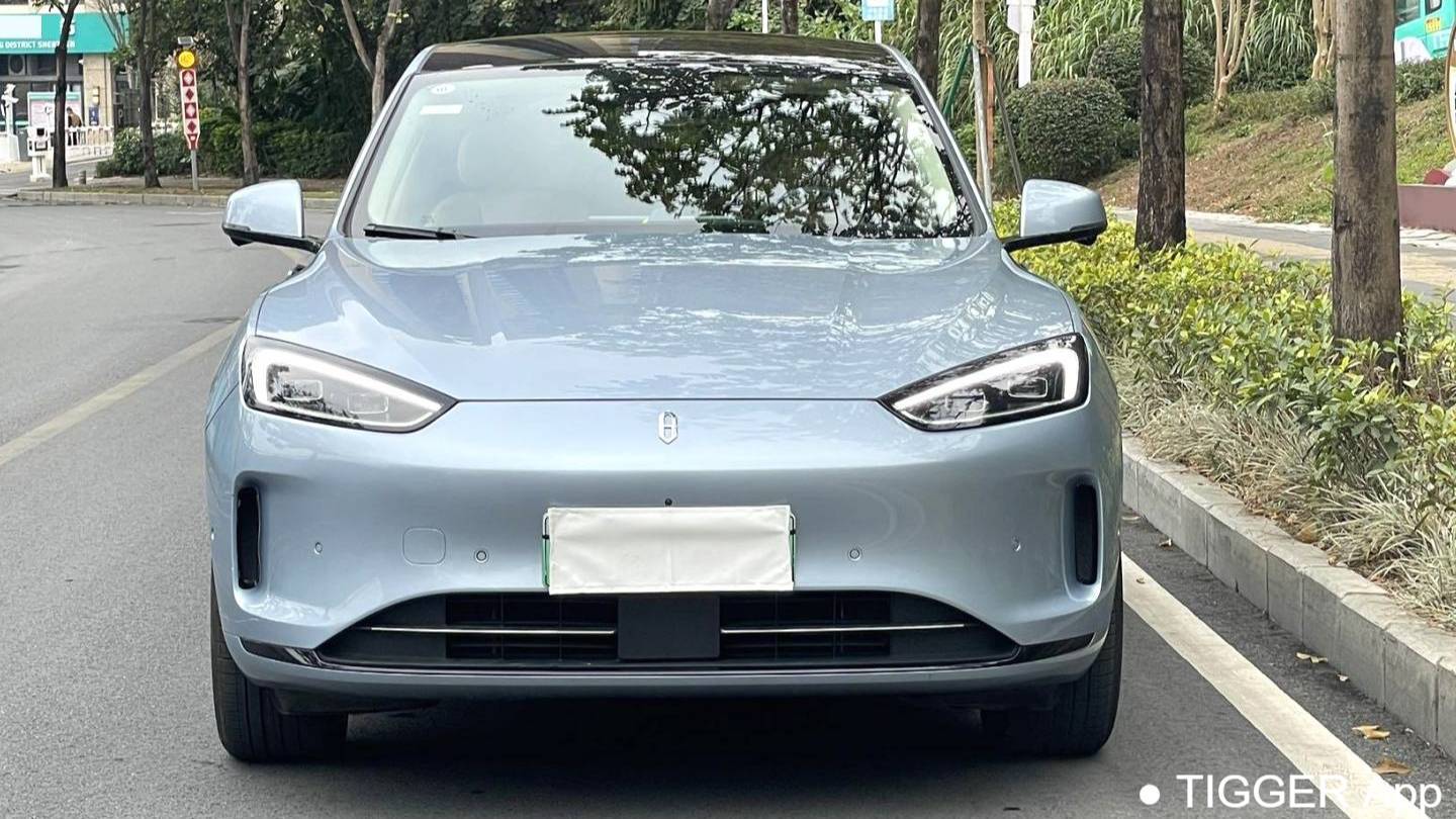 AITO 2022 M5 Pure electric four-wheel drive performance version