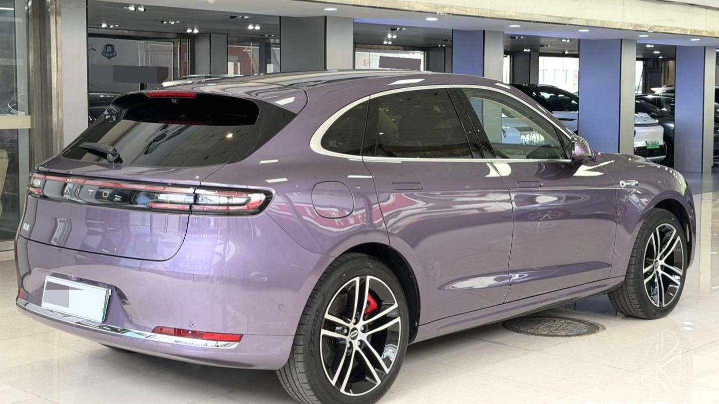 AITO 2025 M5 Extended Range Ultra 4WD Edition