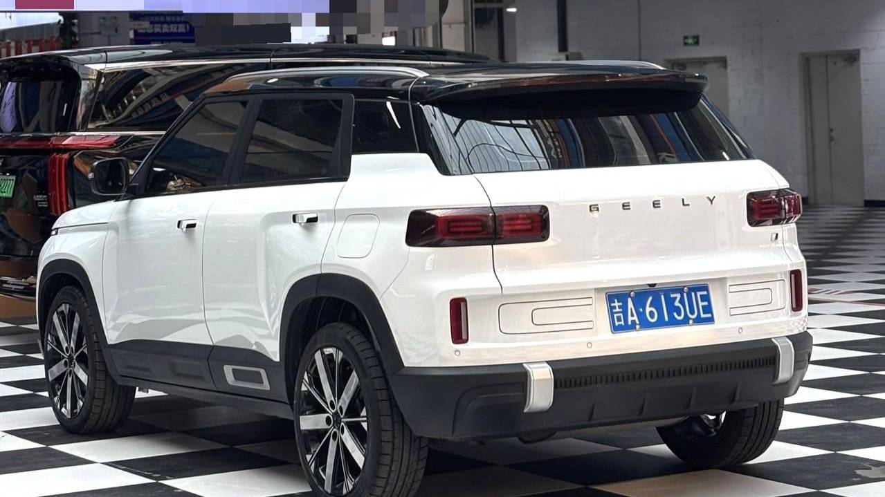 Geely 2023 ICON 1.5TD Chocolate Ultimate Edition