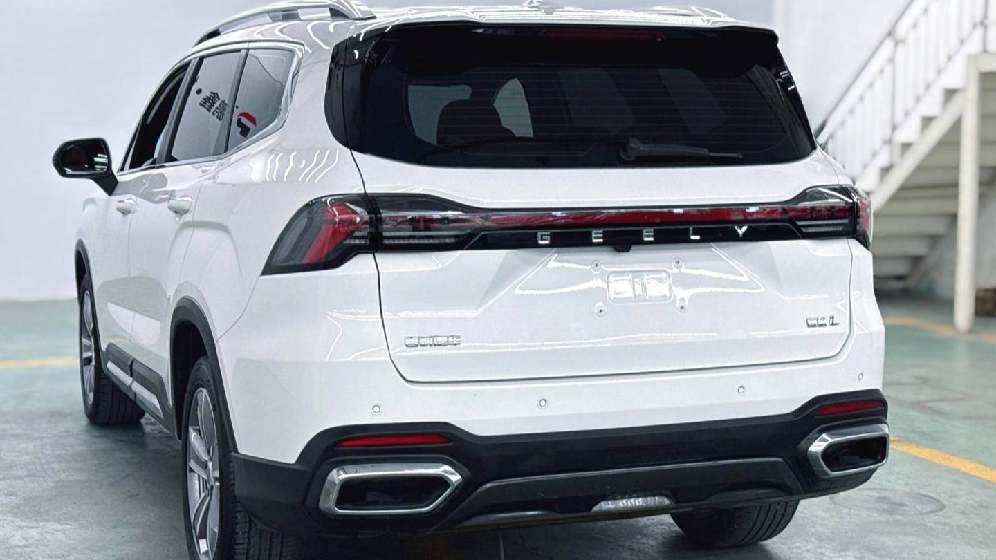 Geely 2023 Okavango 2.0T DCT flagship model