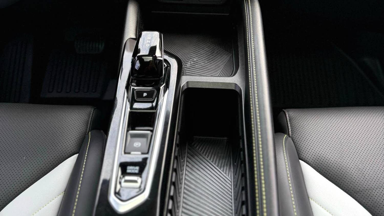 Geely 2022 Coolray Binyue COOL 1.5TD DCT Engine Edition