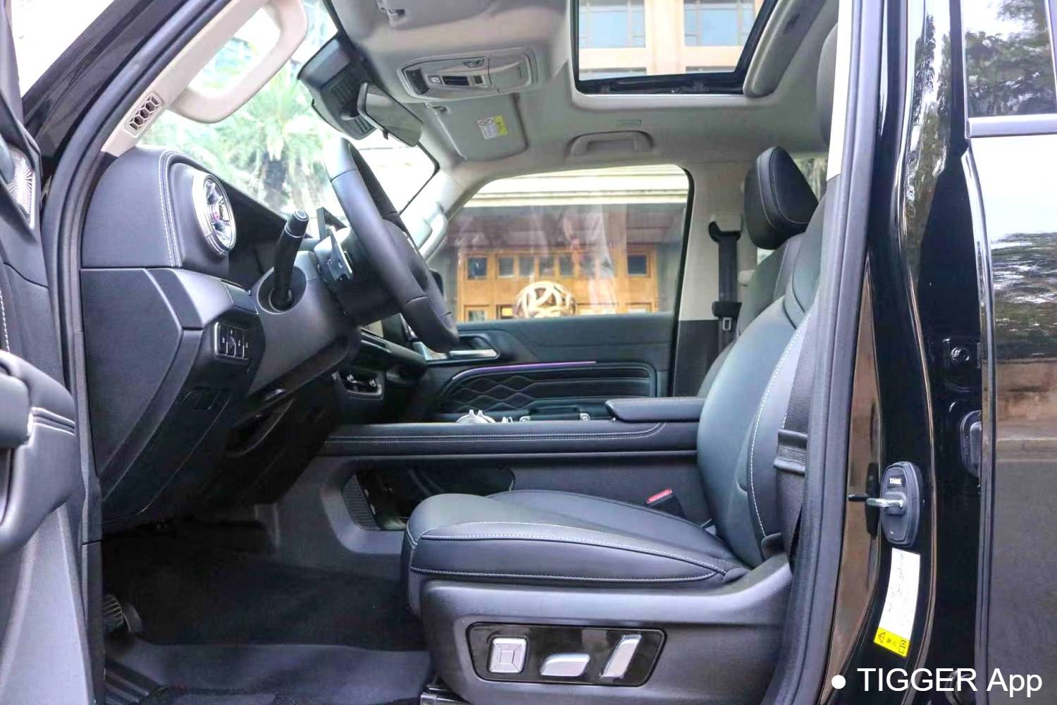 used TANK 2025 300 Hi4-T 36.7kWh