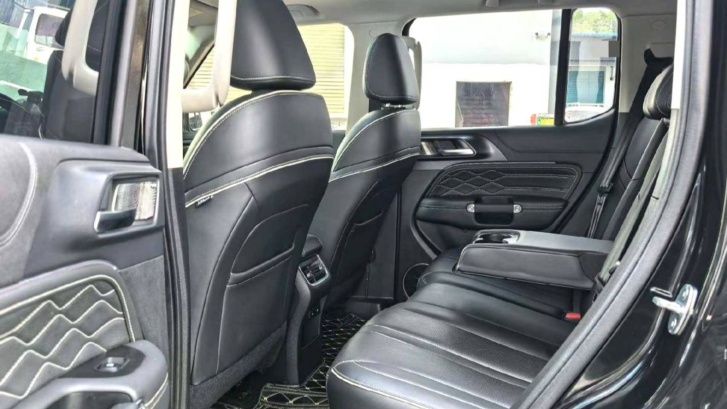 TANK 2024 300 2.0T Crossover