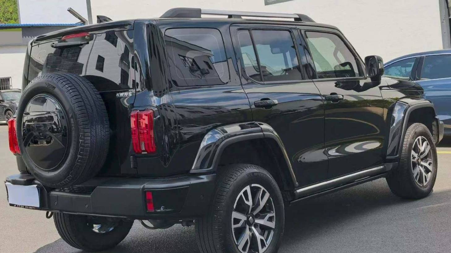 TANK 2024 300 2.0T Crossover