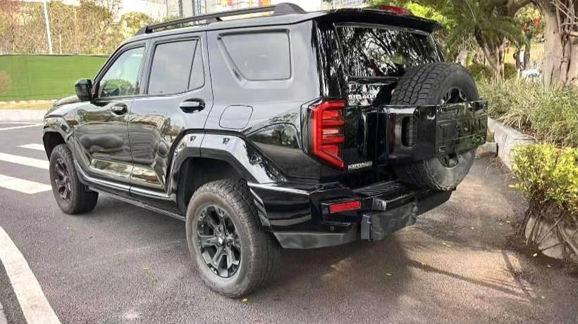 TANK 2024 400 Hi4-T Off road Edition