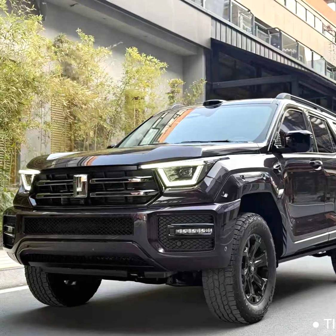 TANK 2026 400 Hi4-T Smart Edition Used Car