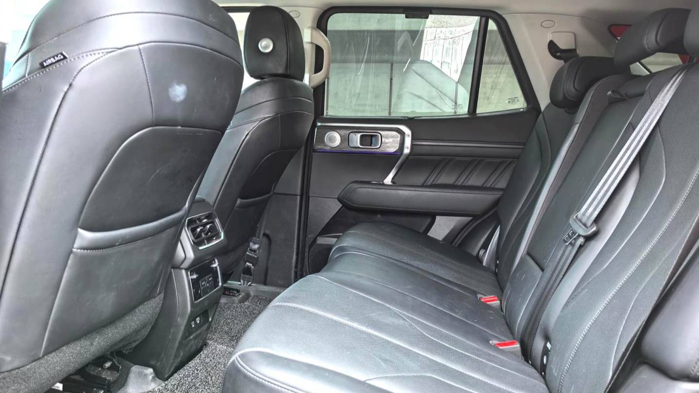 TANK 2023 400 Hi4-T Superpower Edition