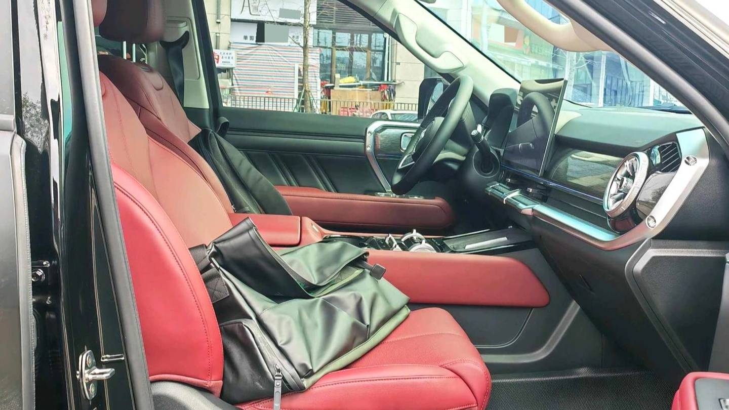 TANK 2026 400 Hi4-Z Smart Edition