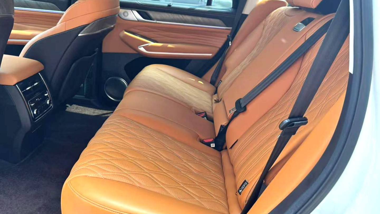 TANK 2025 500  Hi4-Z