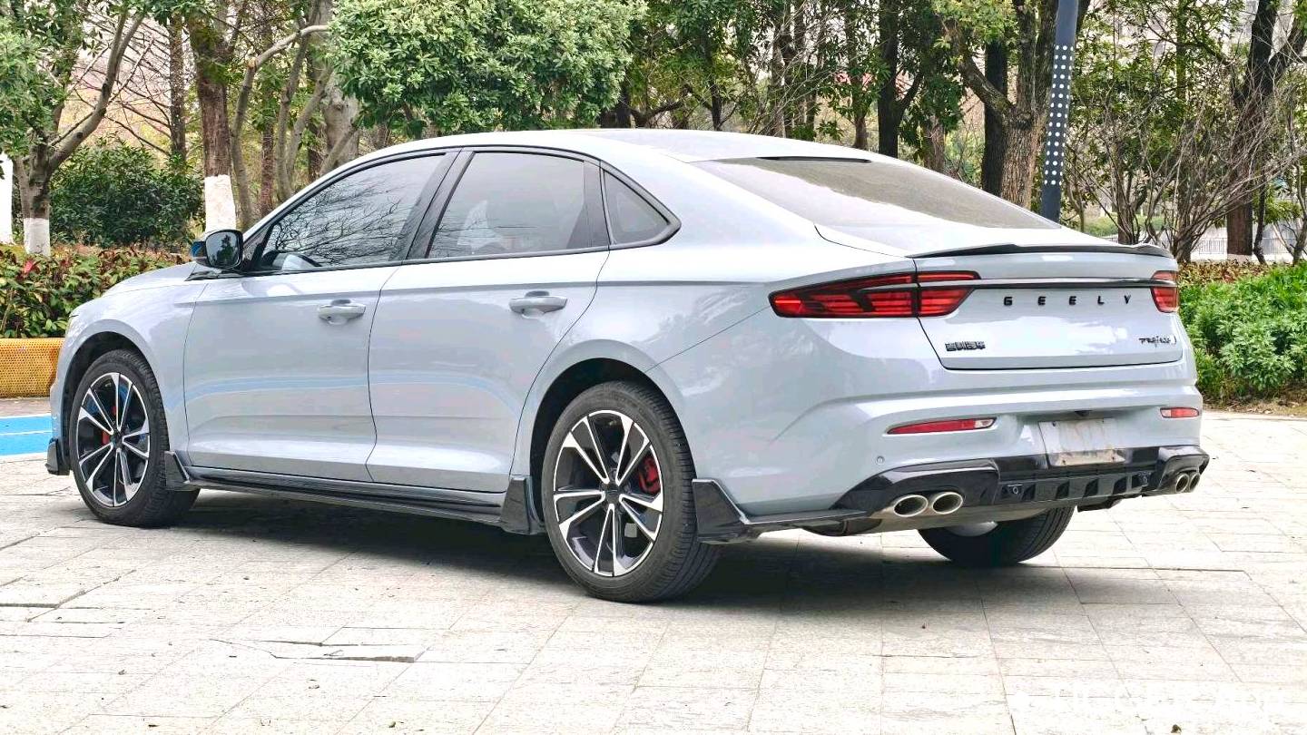 Geely 2023 PREFACE 2.0TD Time Space Edition