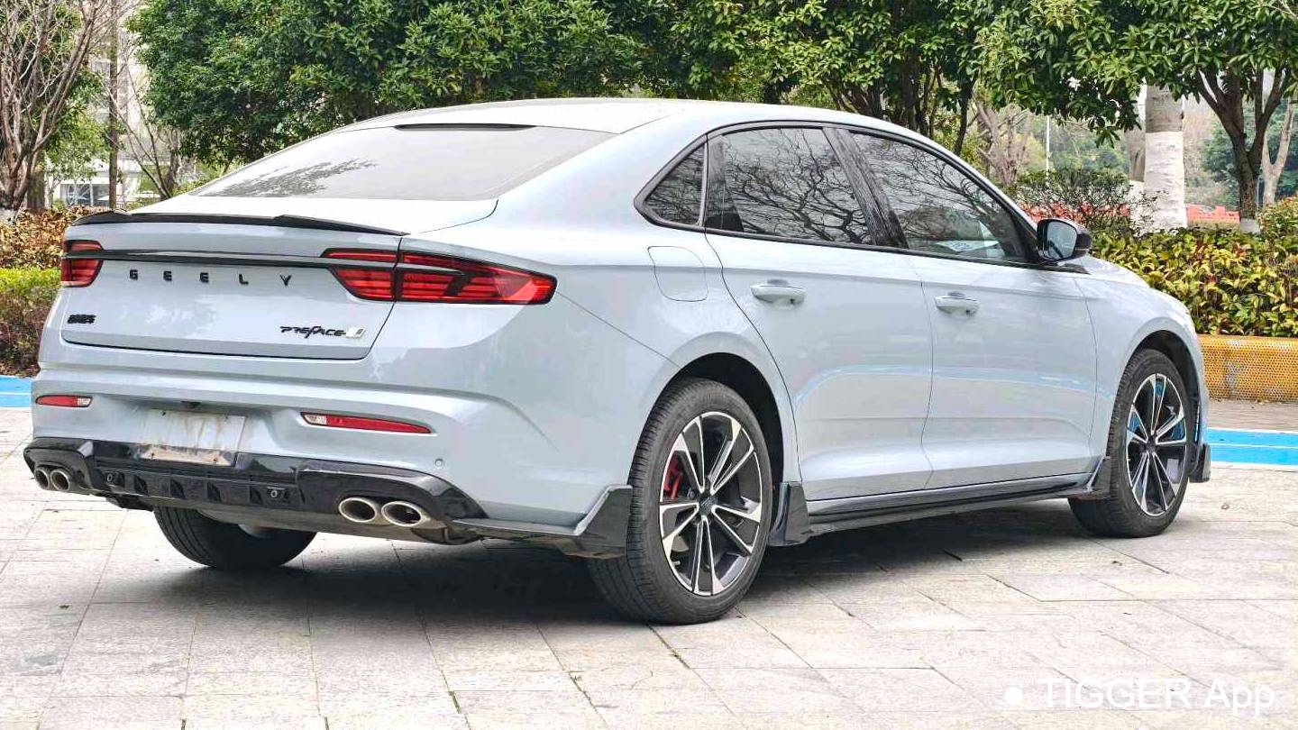 Geely 2023 PREFACE 2.0TD Time Space Edition