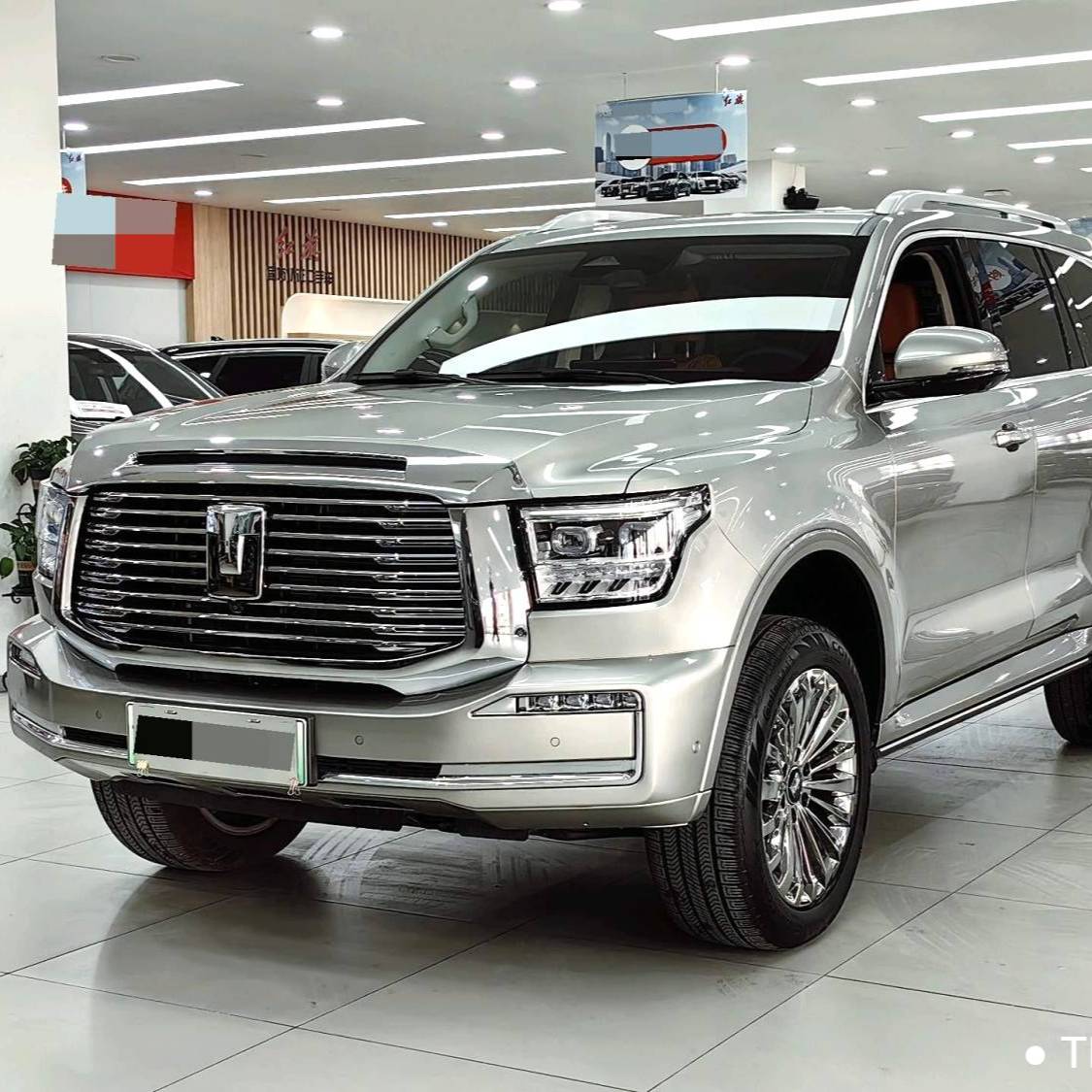 TANK 2023 500 Hi4-T Used Car