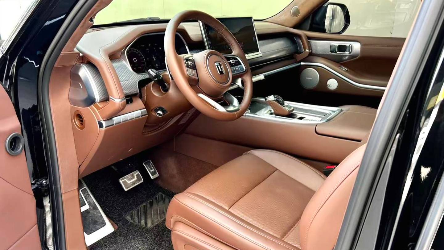 TANK 2024 700 Hi4-T Ultimate Edition