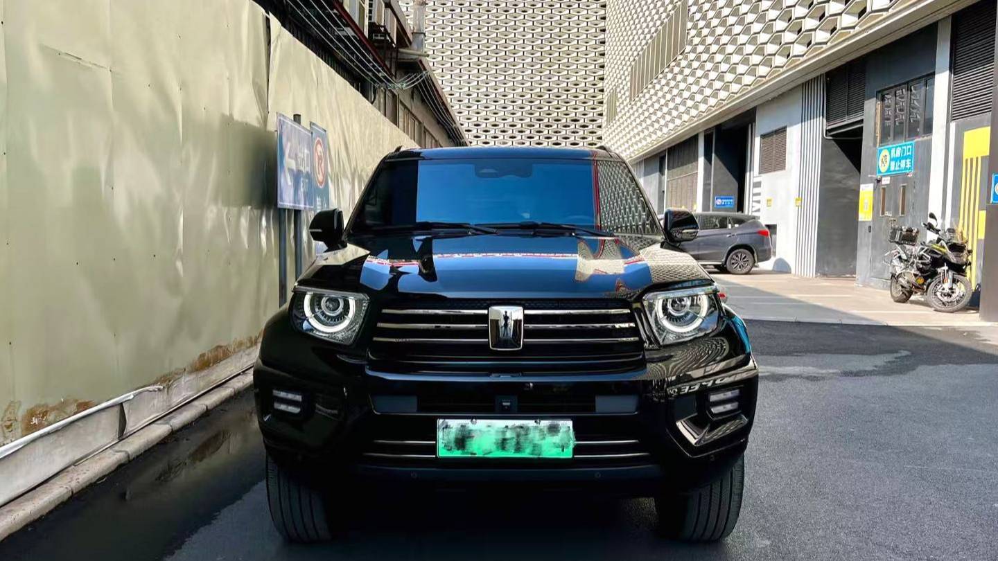 TANK 2024 700 Hi4-T Ultimate Edition