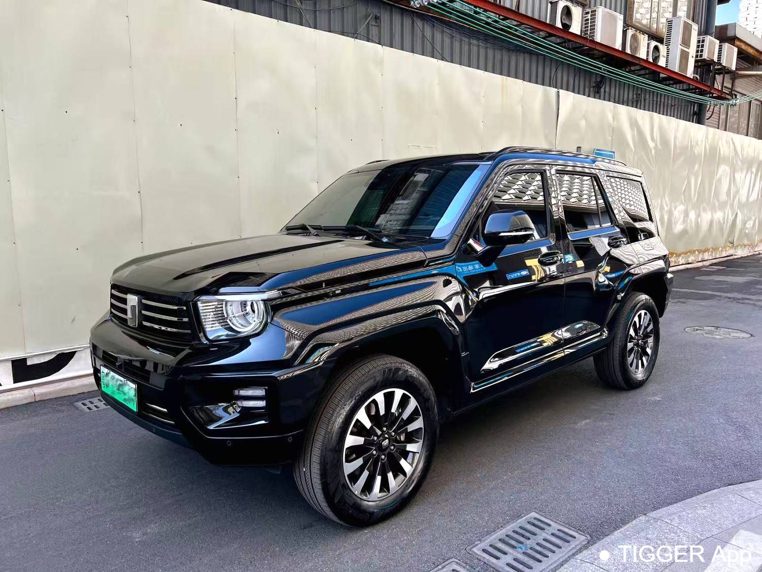 used TANK 2024 700 Hi4-T Ultimate Edition