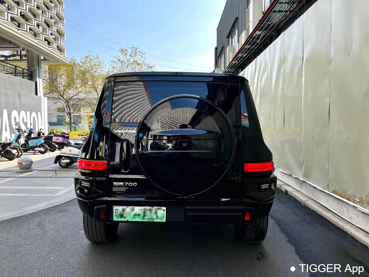 used TANK 2024 700 Hi4-T Ultimate Edition