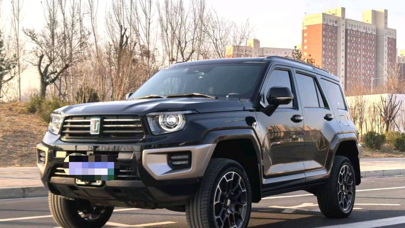 TANK 2024 700 Hi4-T Extreme Edition