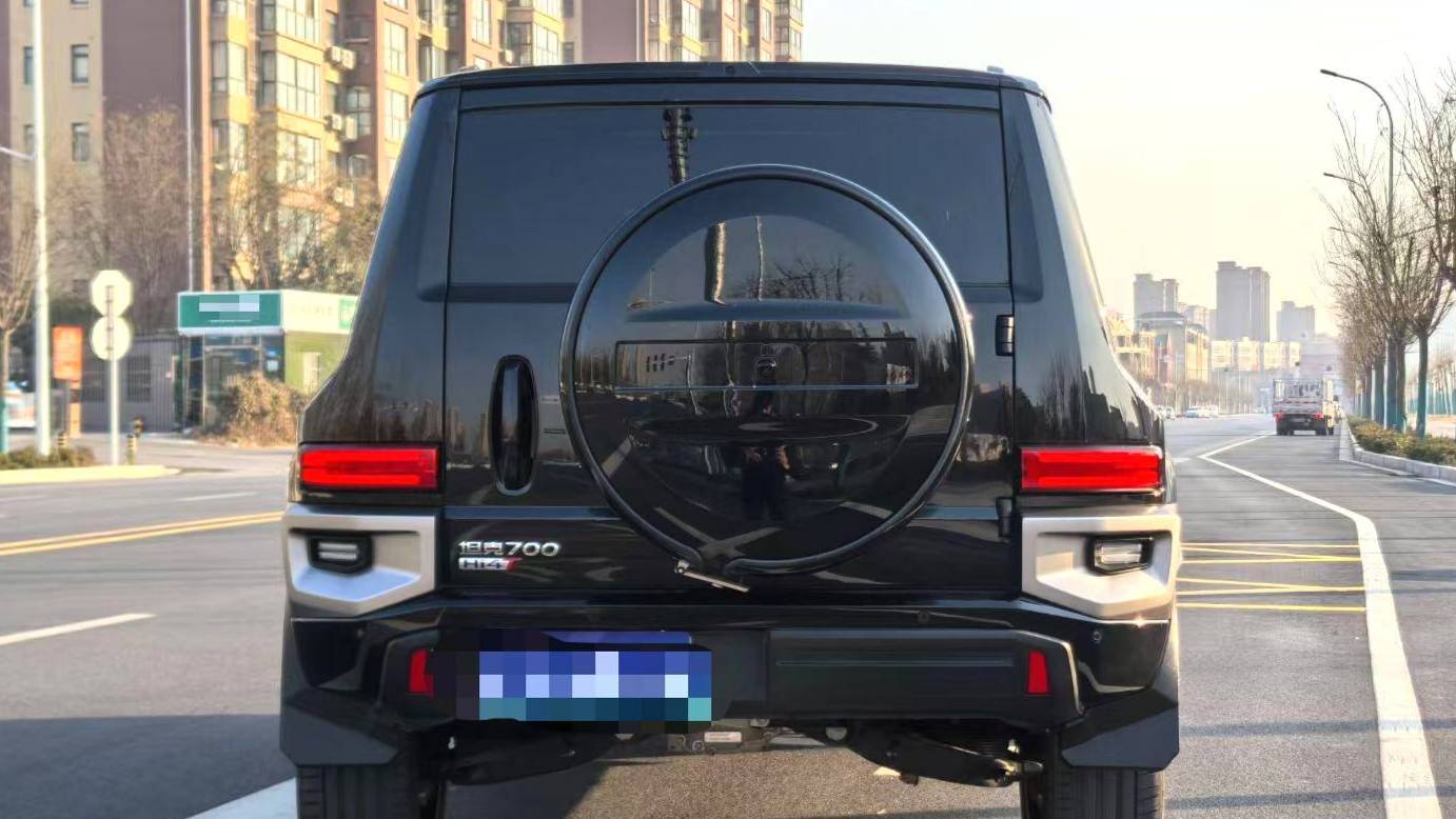 TANK 2024 700 Hi4-T Extreme Edition