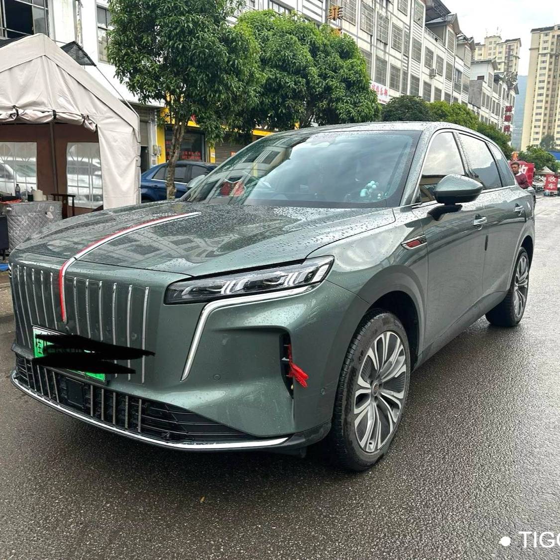 Hong Qi 2026 HS6 PHEV 220 Four-Wheel Drive Intelligent Hybrid Edition Used Car