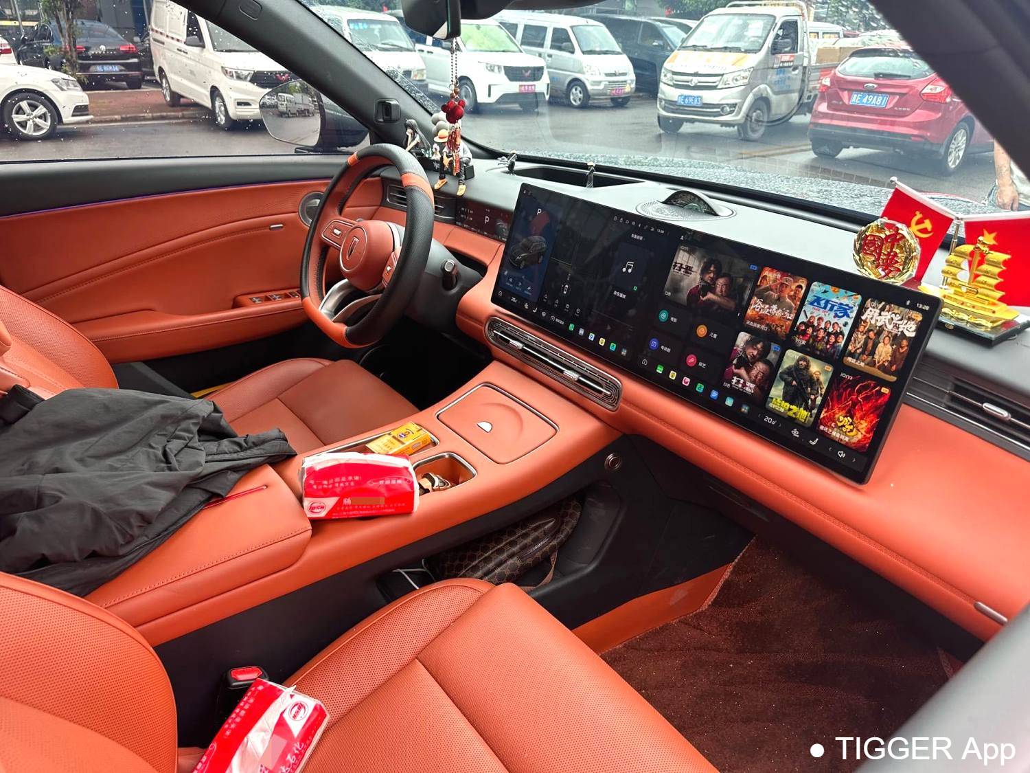 Hong Qi 2026 HS6 PHEV 220 Four-Wheel Drive Intelligent Hybrid Edition