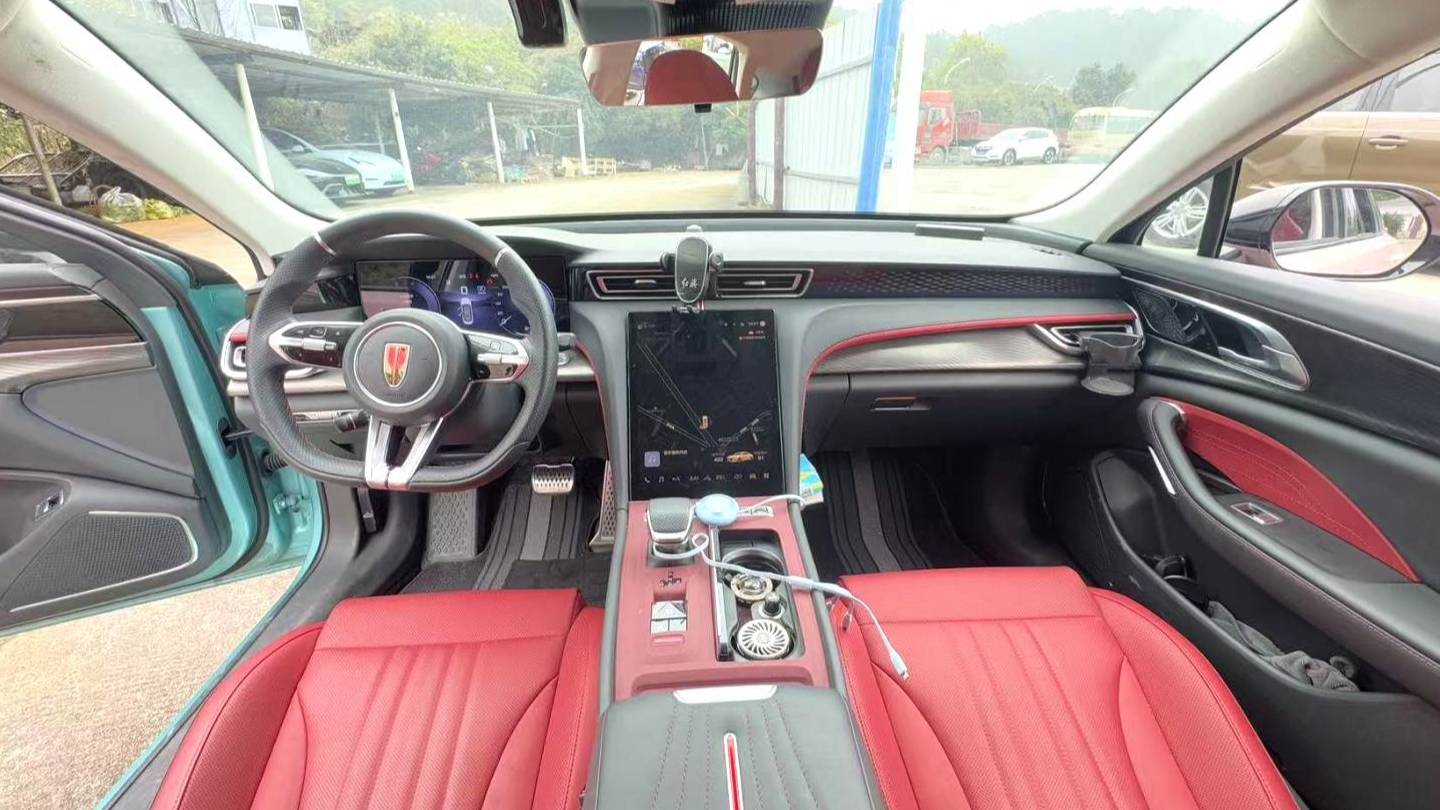 Hong Qi 2024 H6 2.0T Zhimei Edition