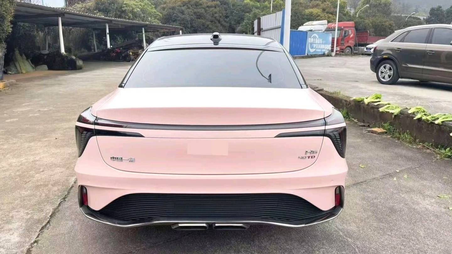 Hong Qi 2024 H6 2.0T Zhimei Edition