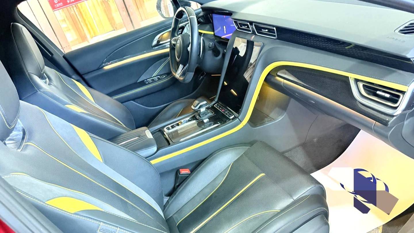 Hong Qi 2023 H6 2.0T Ultimate Edition