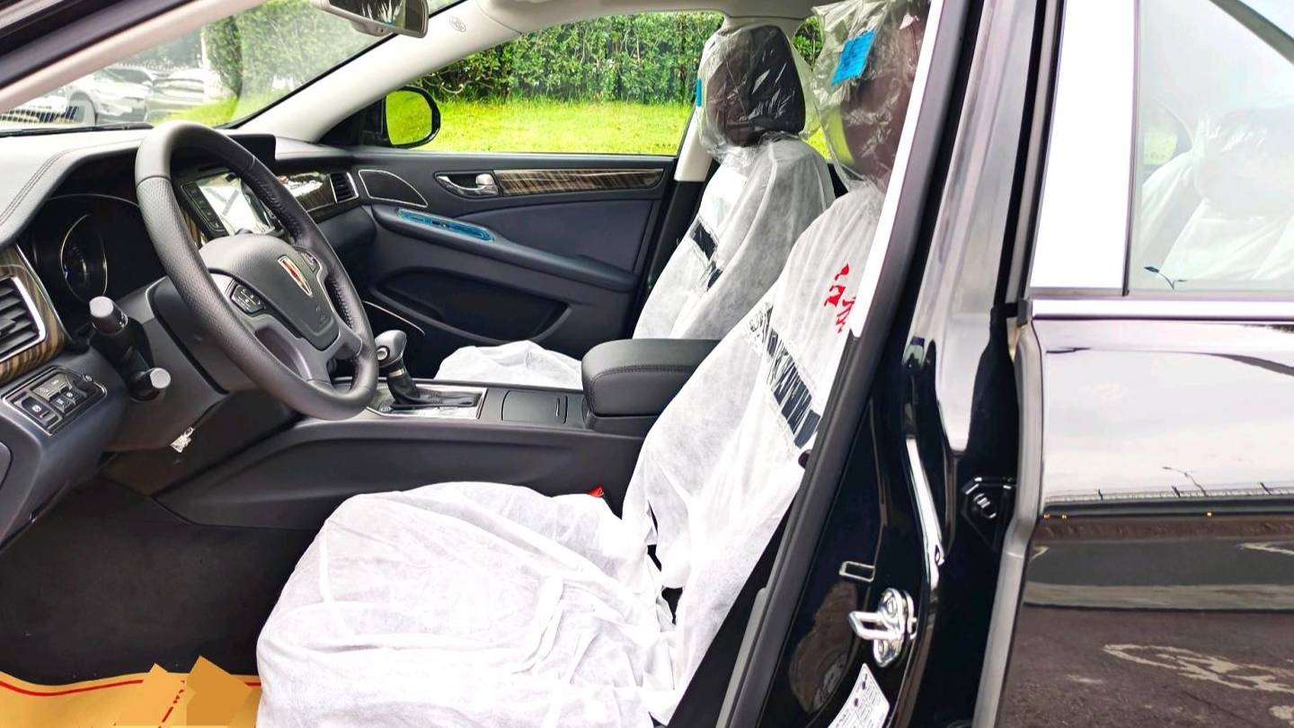 Hong Qi 2021 H7 1.8T Official Edition