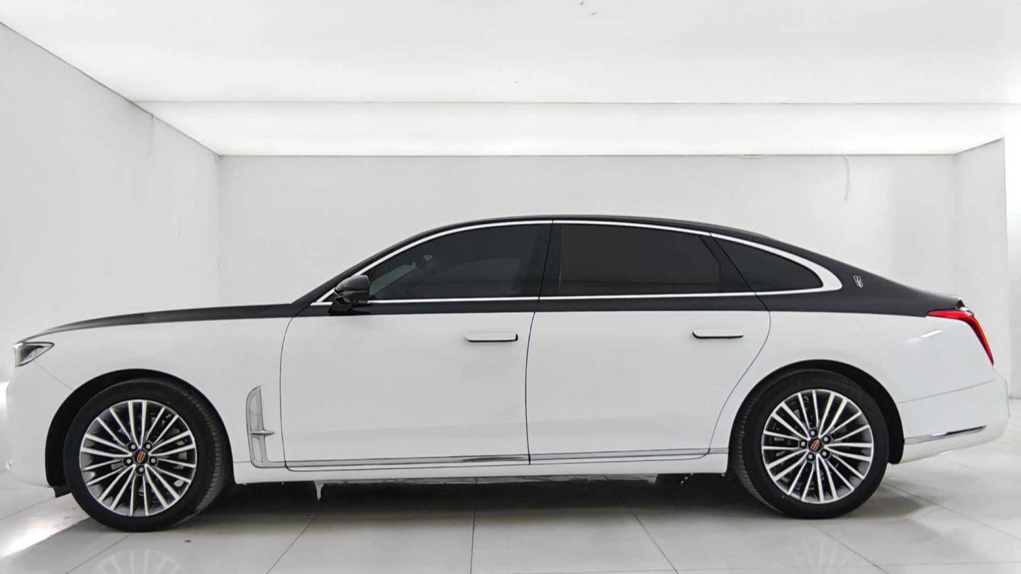 Hong Qi 2022 H9 2.0T Zhilian Flag Enjoyment Edition