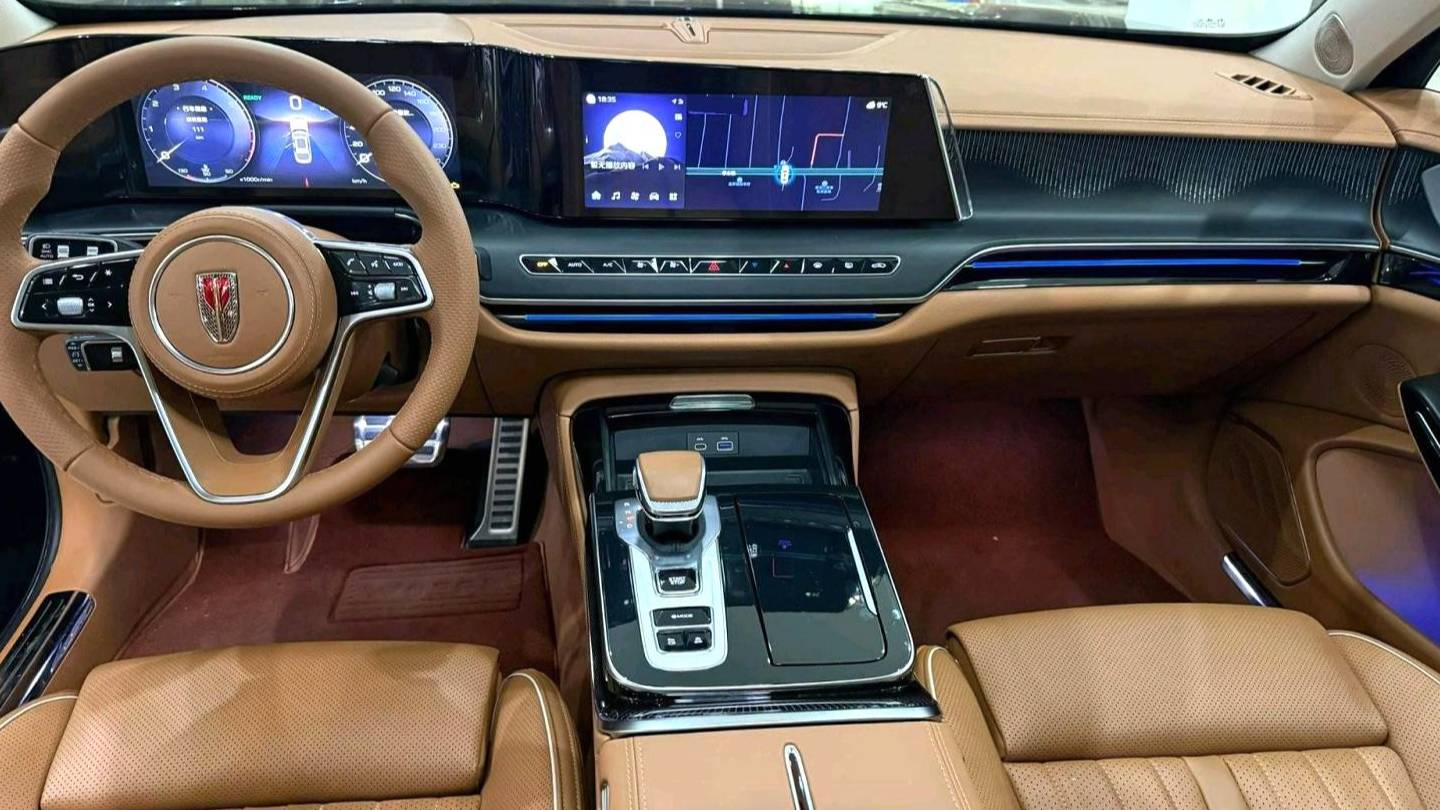 Hong Qi 2025 H9 2.0T two wheel drive Qichang Luxury Business Edition 5-seater