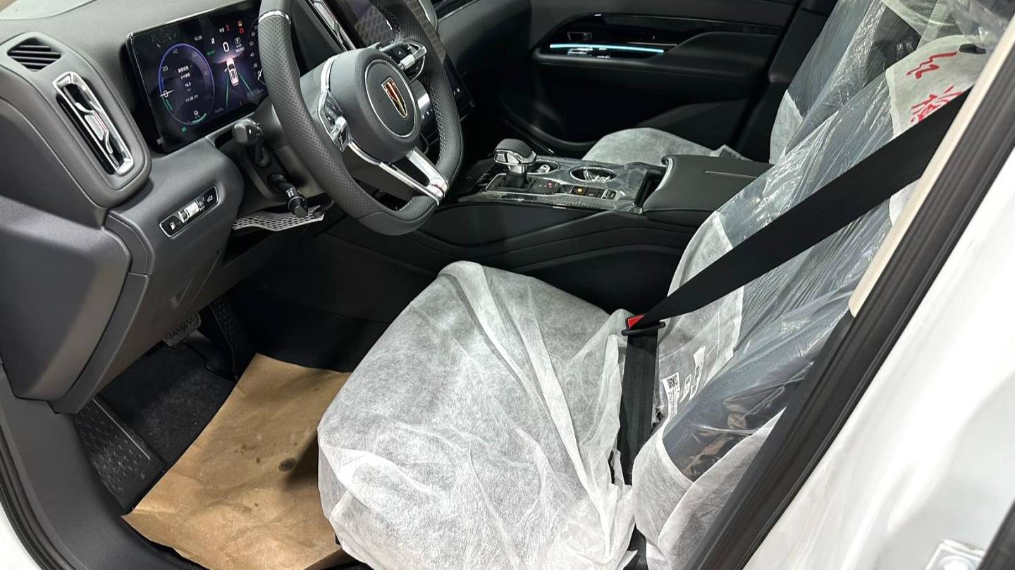 Hong Qi 2025 HS3 125km power for 2 million commemorative edition vehicles