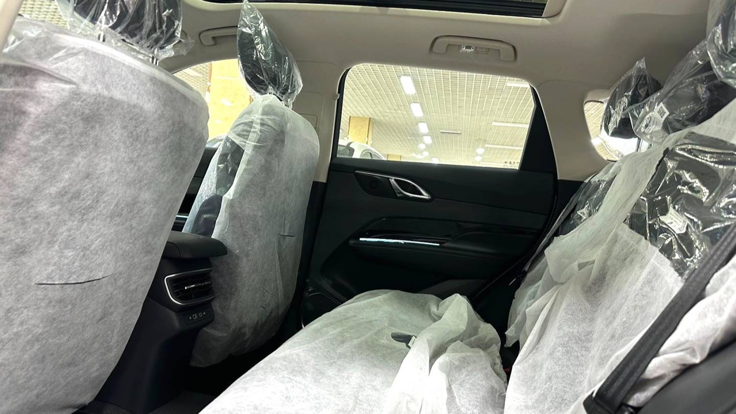 Hong Qi 2025 HS3 125km power for 2 million commemorative edition vehicles