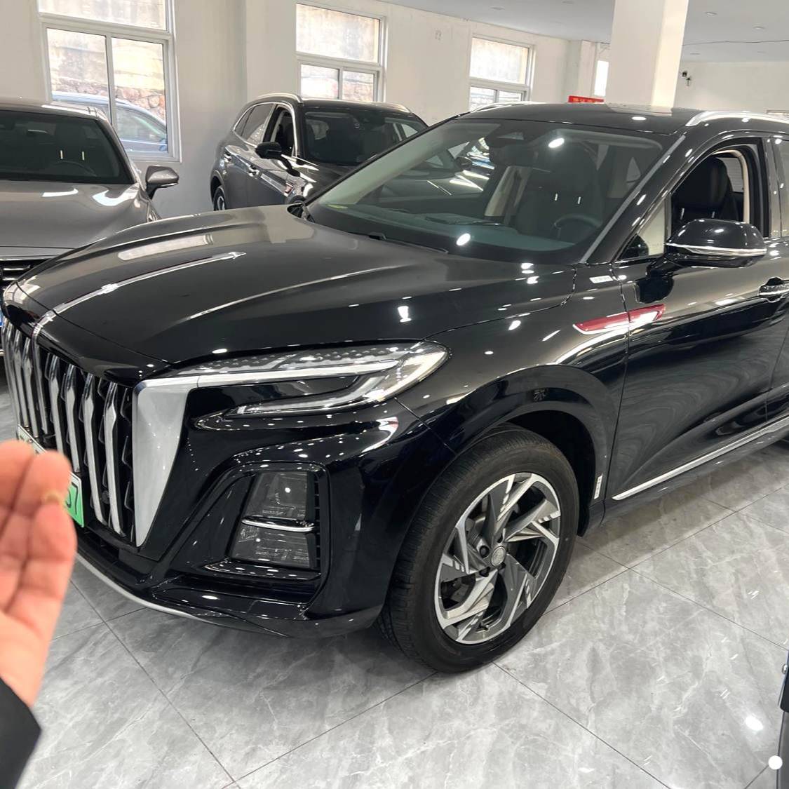 Hong Qi 2024 HS3 115km Power Edition سيارة مستعملة