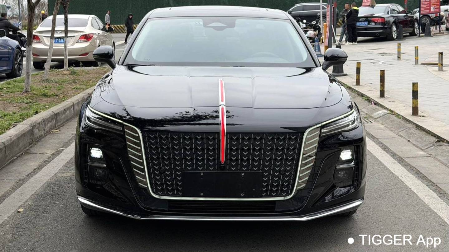 Hong Qi 2024 H5 2.0T Automatic Intelligent Connection Flag Leading Edition