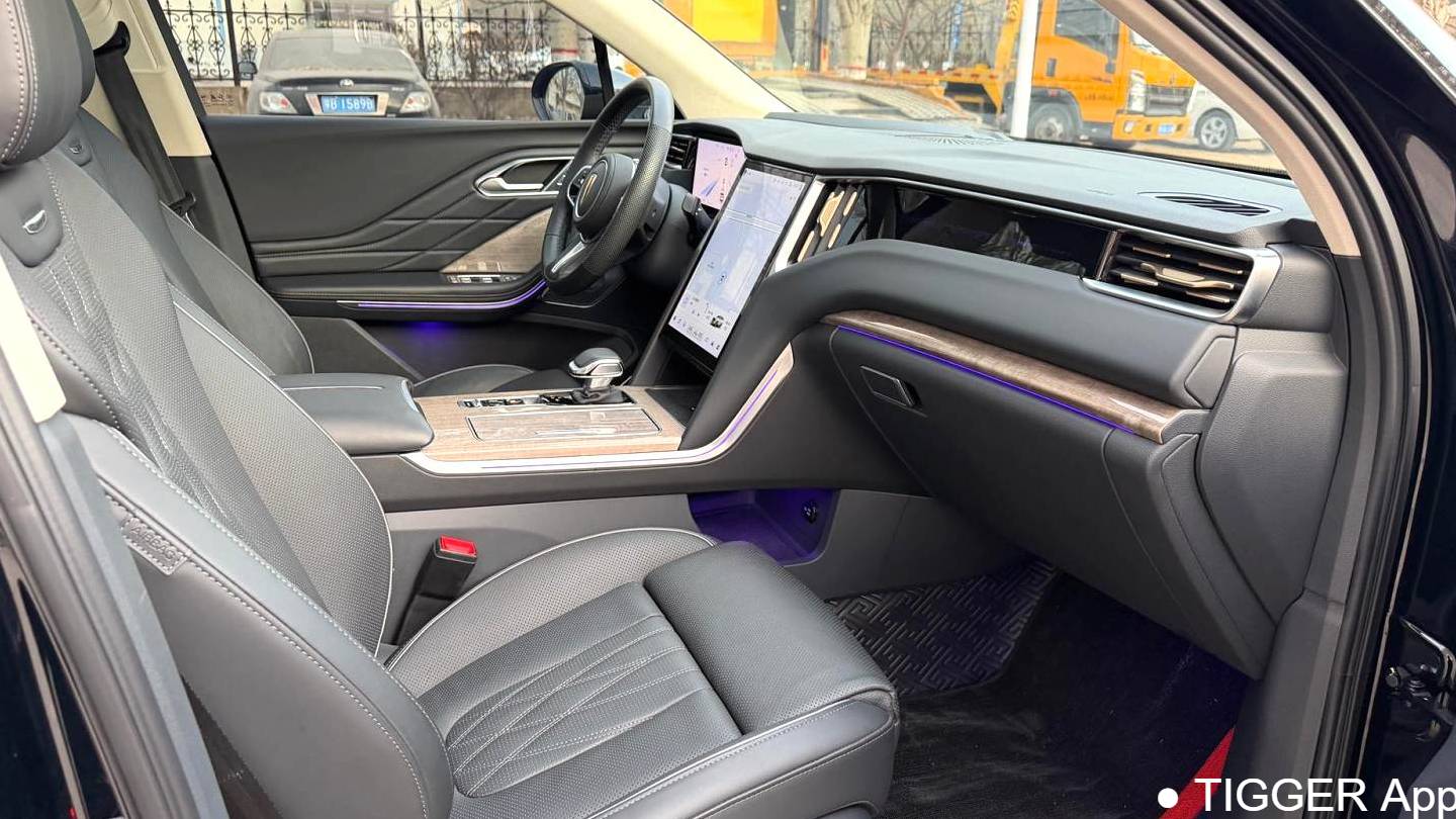 Hong Qi 2023 HS7 2.0T PHEV four-wheel drive flagship version 6-seater