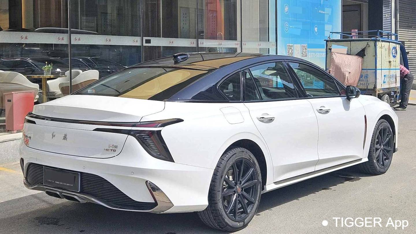 Hong Qi 2023 H6 2.0T Zhishang Edition