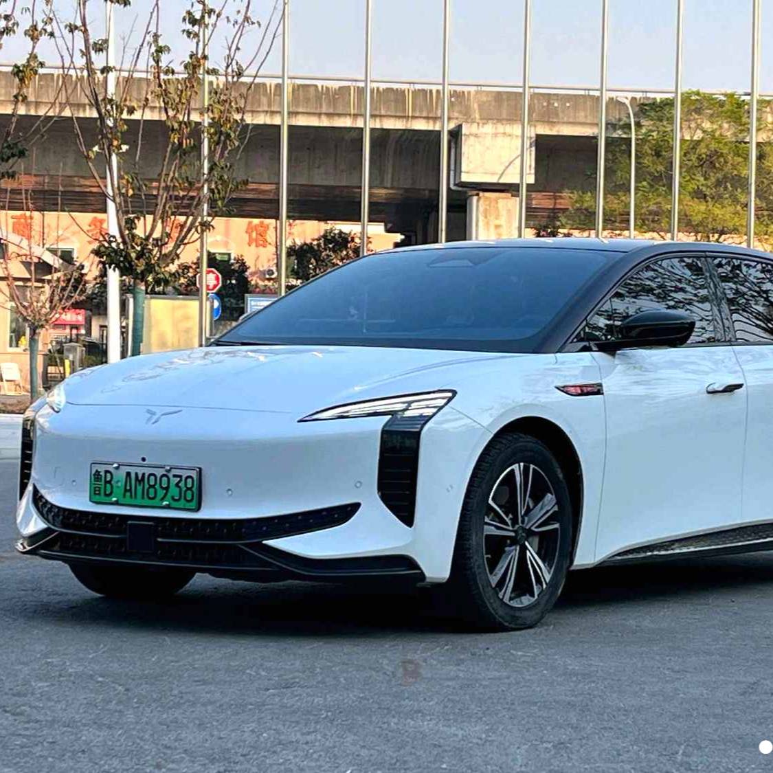 Hong Qi 2024 EH7 690 Pro Honor Edition Used Car