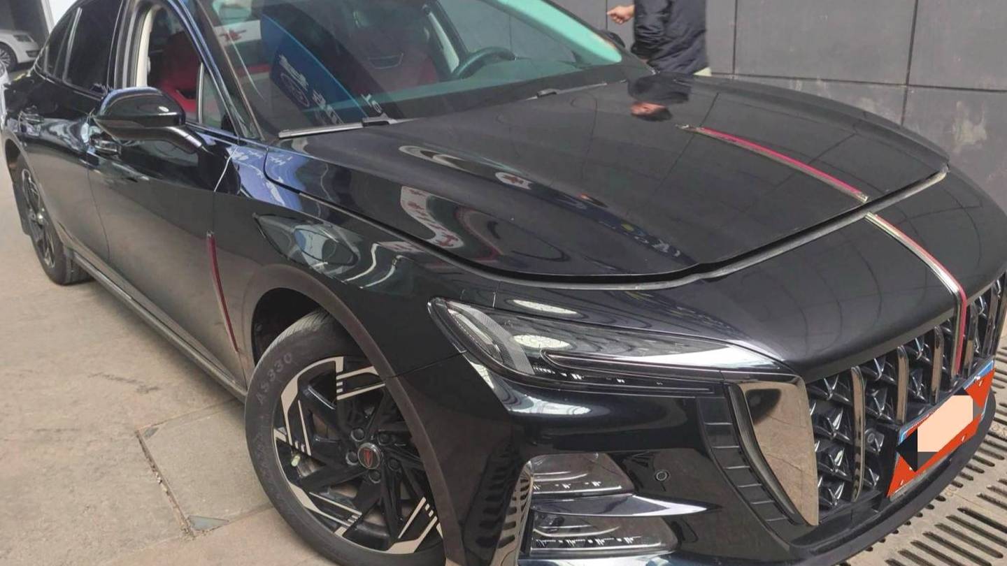 Hong Qi 2023 H6 2.0T Zhiyi Edition