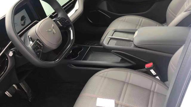 Hong Qi 2024 EH7 820 Pro